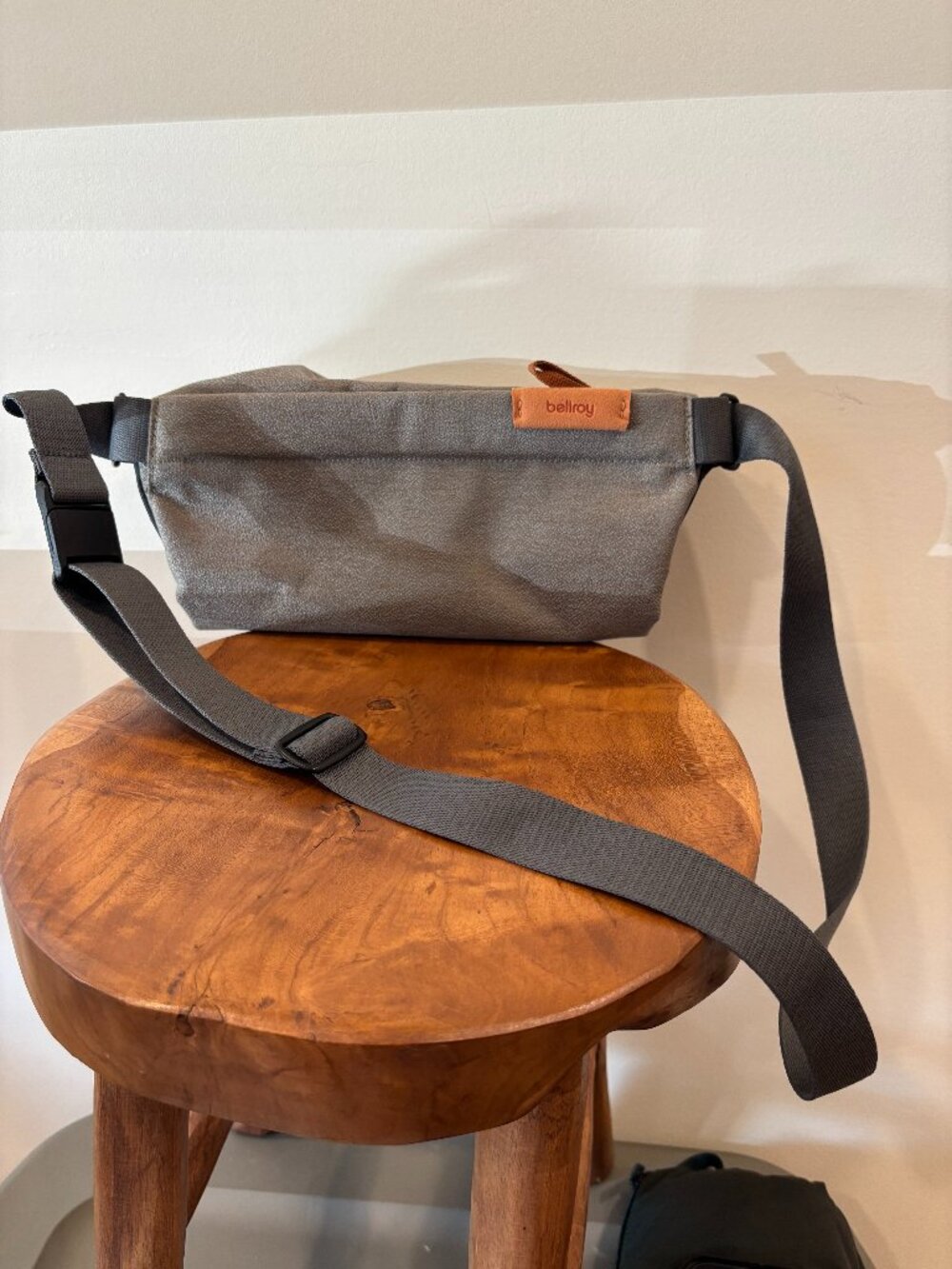 Bellroy Sling Mini Bag 4L - Limestone Gray